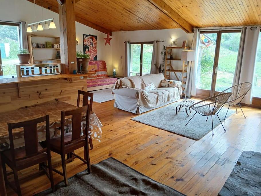 Bright Loft With Mountain And Nature View Sougraigne Exterior photo